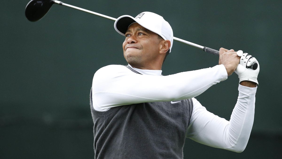 Tiger Woods anuncia una baja indefinida