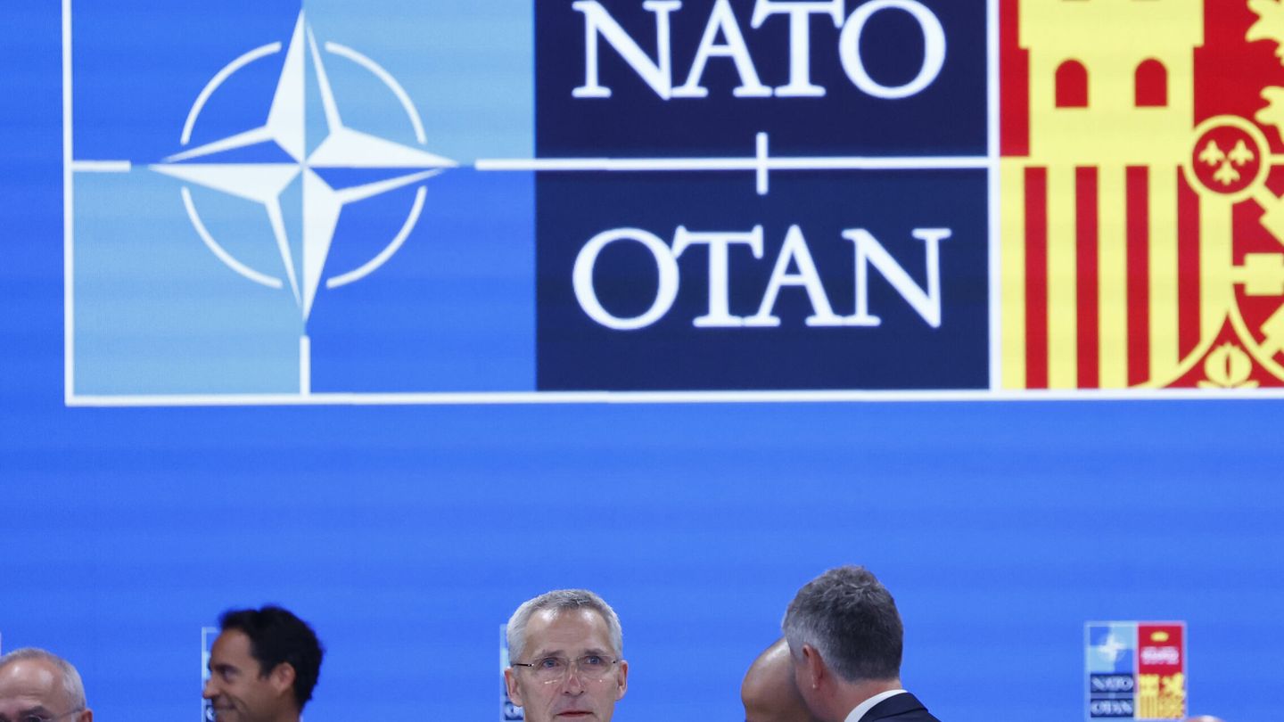 El secretario general de la OTAN, Jens Stoltenberg , durante la segunda jornada de la cumbre de la OTAN. (EFE/Sergio Pérez)