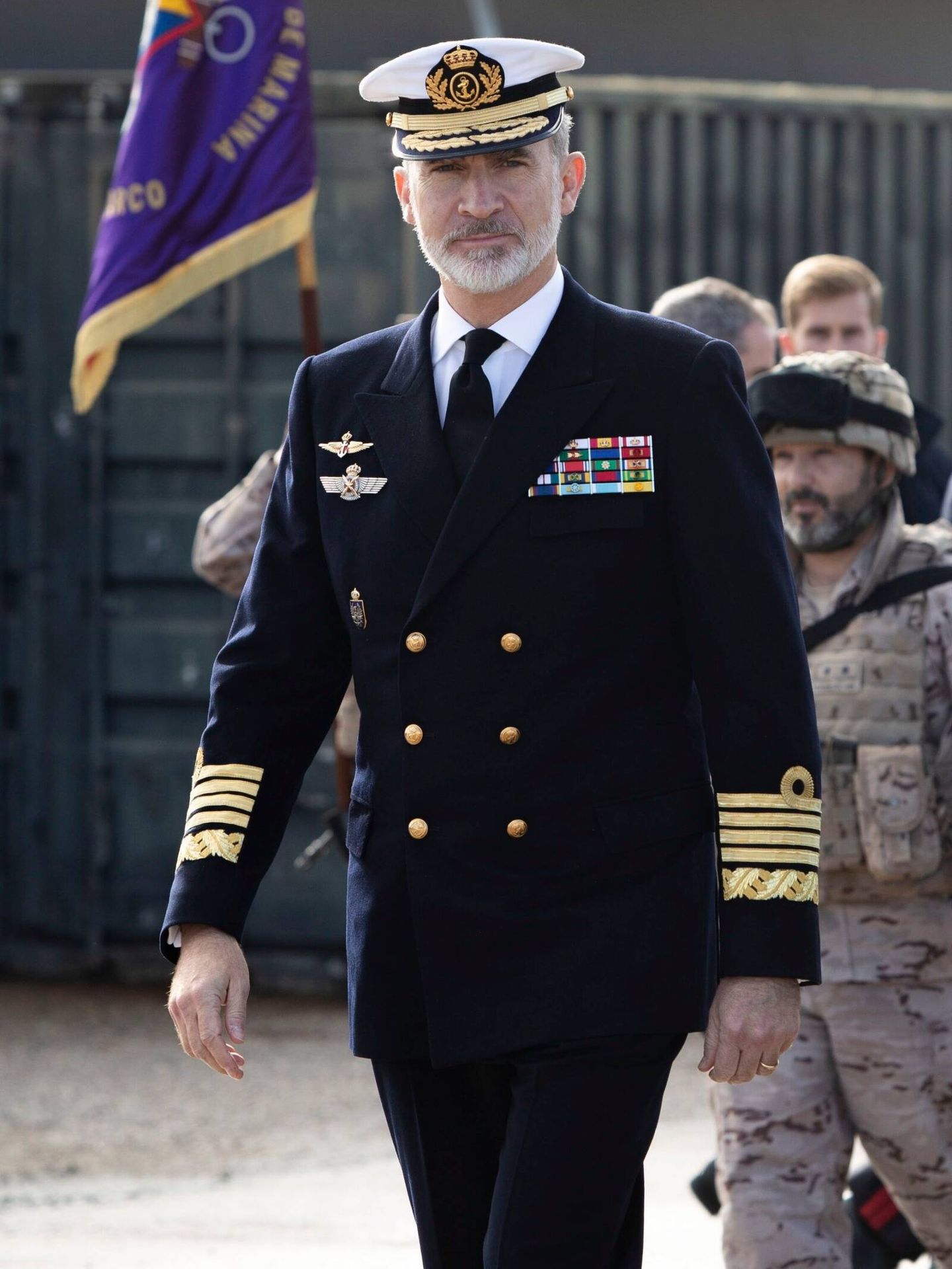El rey Felipe VI visita las instalaciones militares de San Fernando, Cádiz. (EFE)