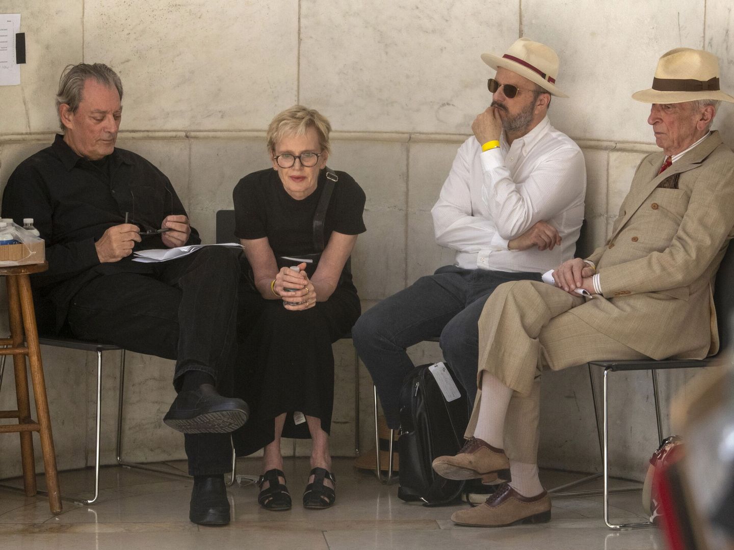 Los escritores Paul Auster (izquierda), Siri Hustvedt, Colum McCann y Gay Talese en la Biblioteca Pública de Nueva York en  agosto de 2022. (Reuters)