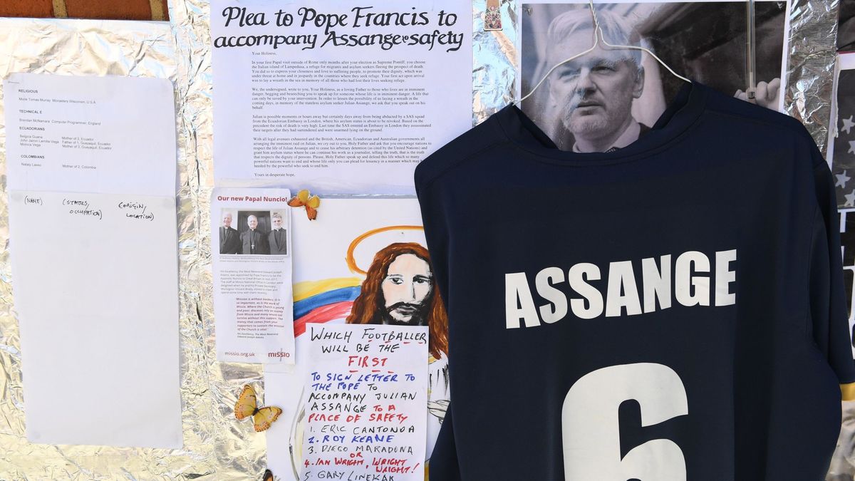 El plan secreto de Rusia para sacar a Assange de la Embajada ecuatoriana