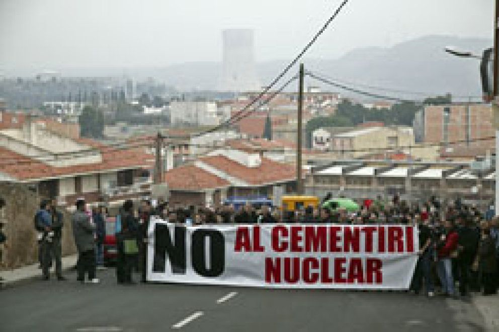 Foto: Montilla se pronuncia: “No quiero un almacén nuclear en Ascó”