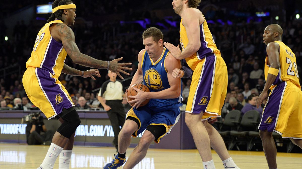 Cómo los Lakers han hecho el ridículo en Los Ángeles: soberbia y mala gestión