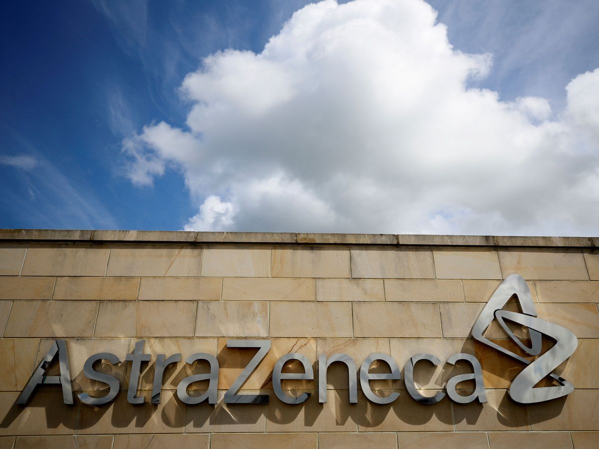 Foto: File photo: a company logo is seen at the astrazeneca site in macclesfield