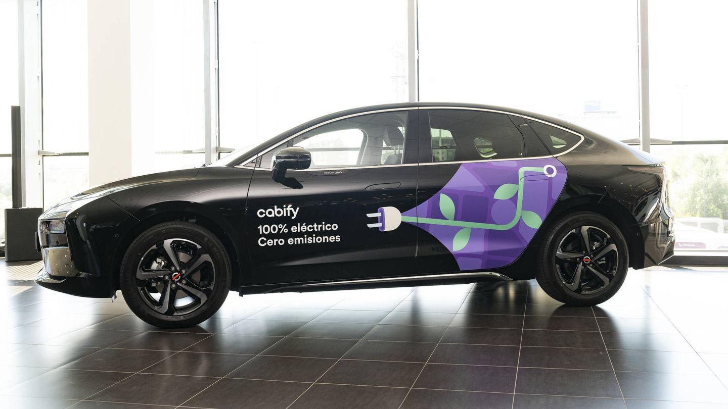 Cabify empezará a usar en Madrid 40 unidades del Limo en su clase Cabify Eco.