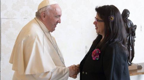Ella denunció abusos de un grupo católico en Perú. Ahora el Vaticano es el único que puede salvarla