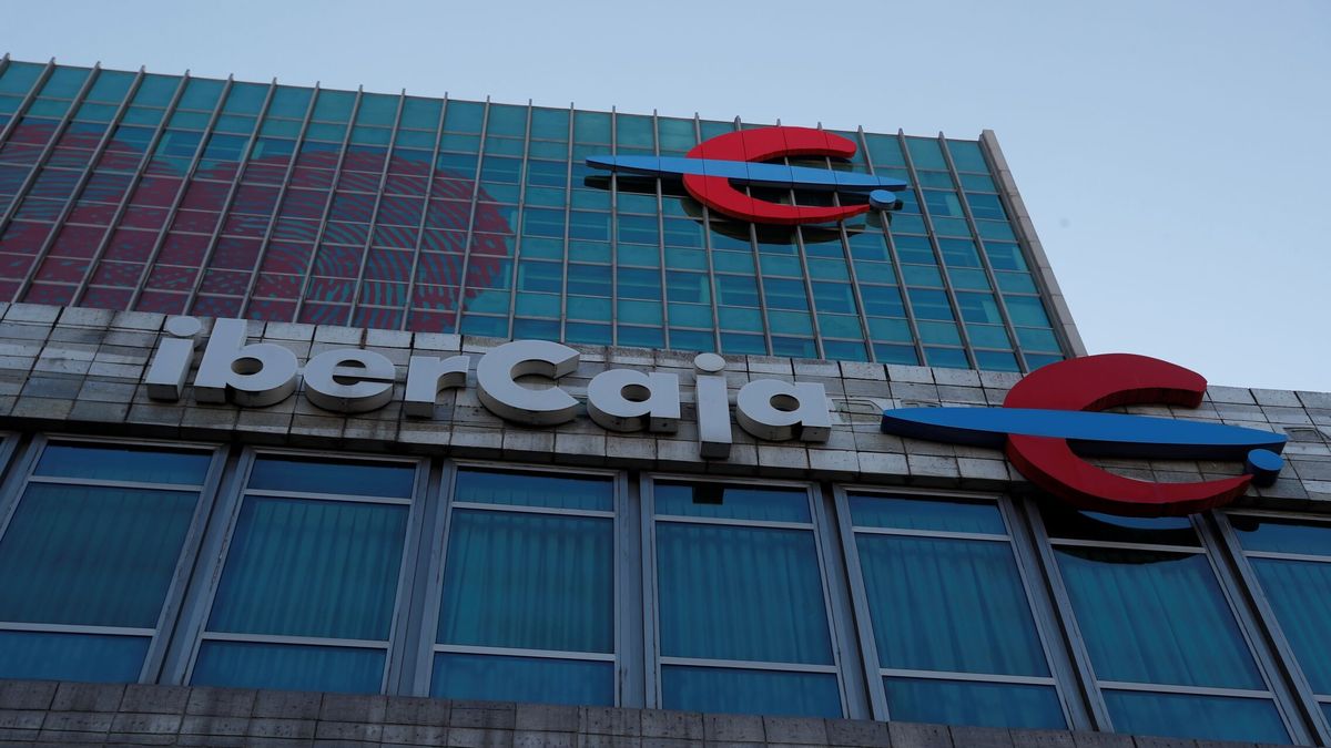 Los asesores de Ibercaja Banco aconsejan retrasar hasta junio la salida a bolsa