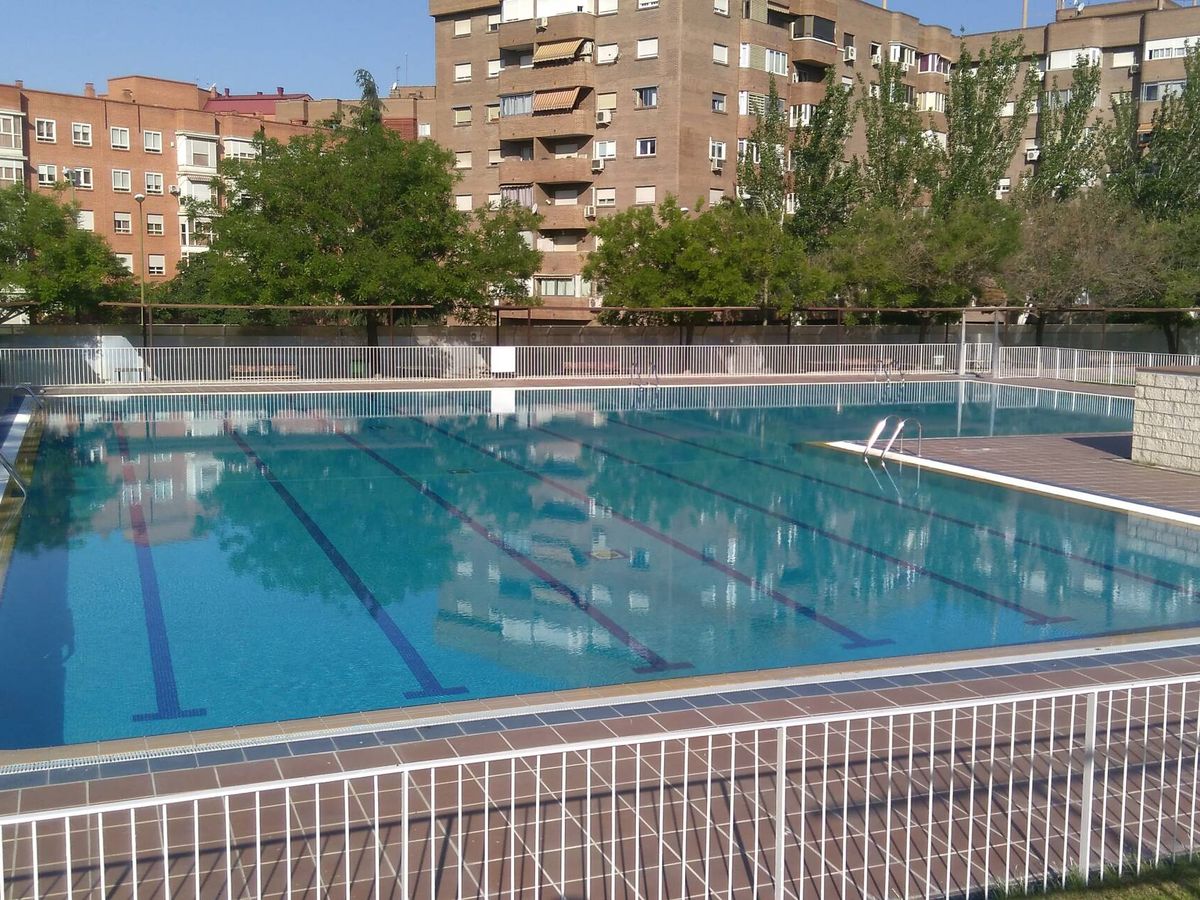 Foto: La piscina de Peñuelas, en Arganzuela. (Ayuntamiento de Madrid)