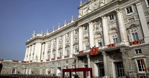 Foto: Vista general del Palacio Real, durante la solemne ceremonia de bienvenida ofrecida al presidente argentino Macri en febrero. (EFE)
