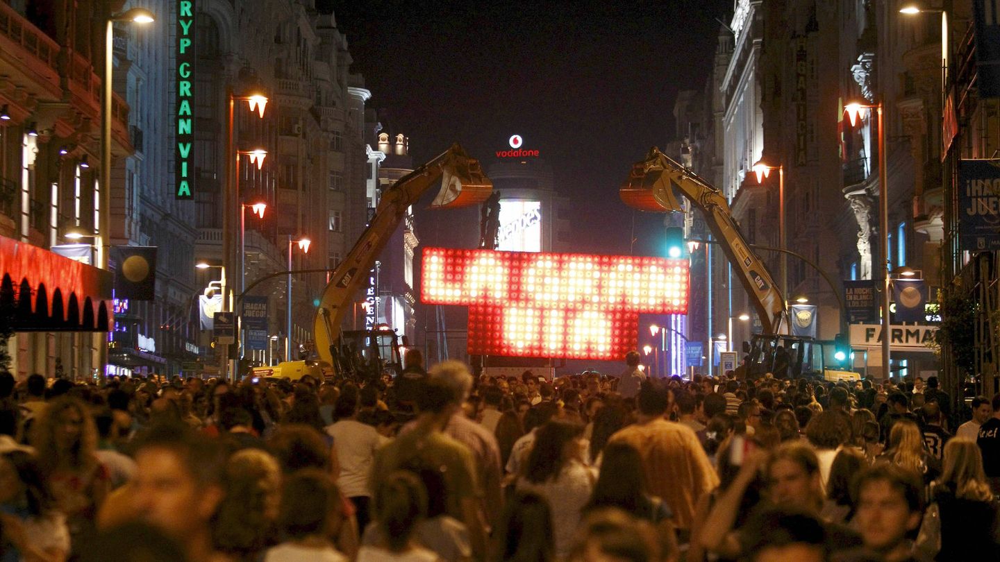 La Gran Vía de Madrid durante la celebración de la Noche en Blanco de 2010 (EFE)