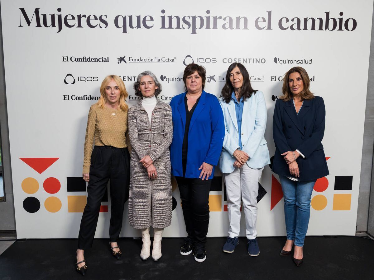 Foto: Teresa Helbig, Blanca Muñoz, Celia Jiménez, María Blasco y Pilar García de la Granja.