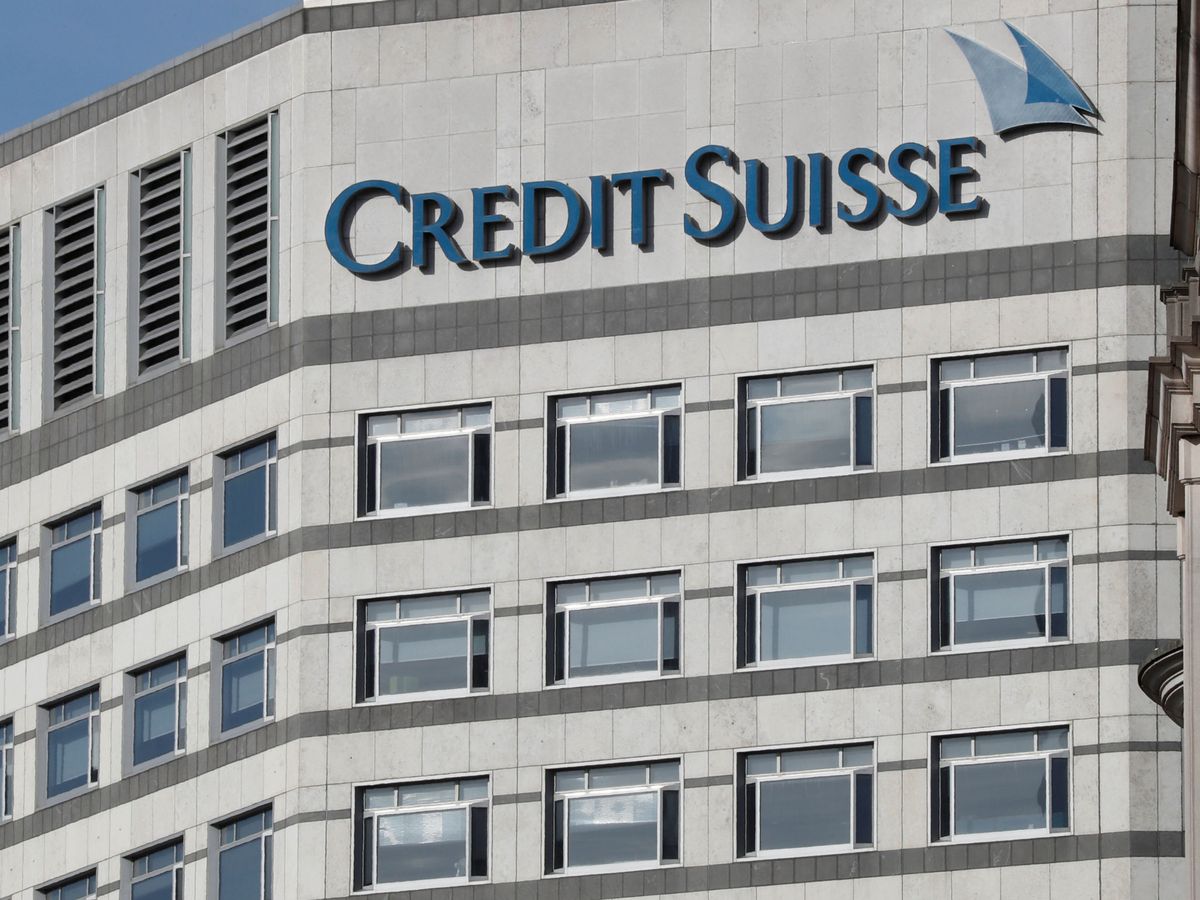 Foto: Fachada de una de las oficinas de Credit Suisse. (Reuters)