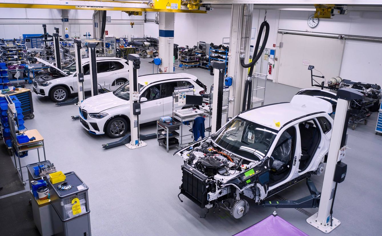 Los casi 100 prototipos del iX5 Hydrogen se han fabricado de forma artesanal en Múnich.