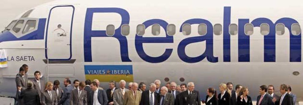 Foto: El Real Madrid presenta a 'La Saeta', su nuevo avión oficial, que estrenará para viajar a Roma