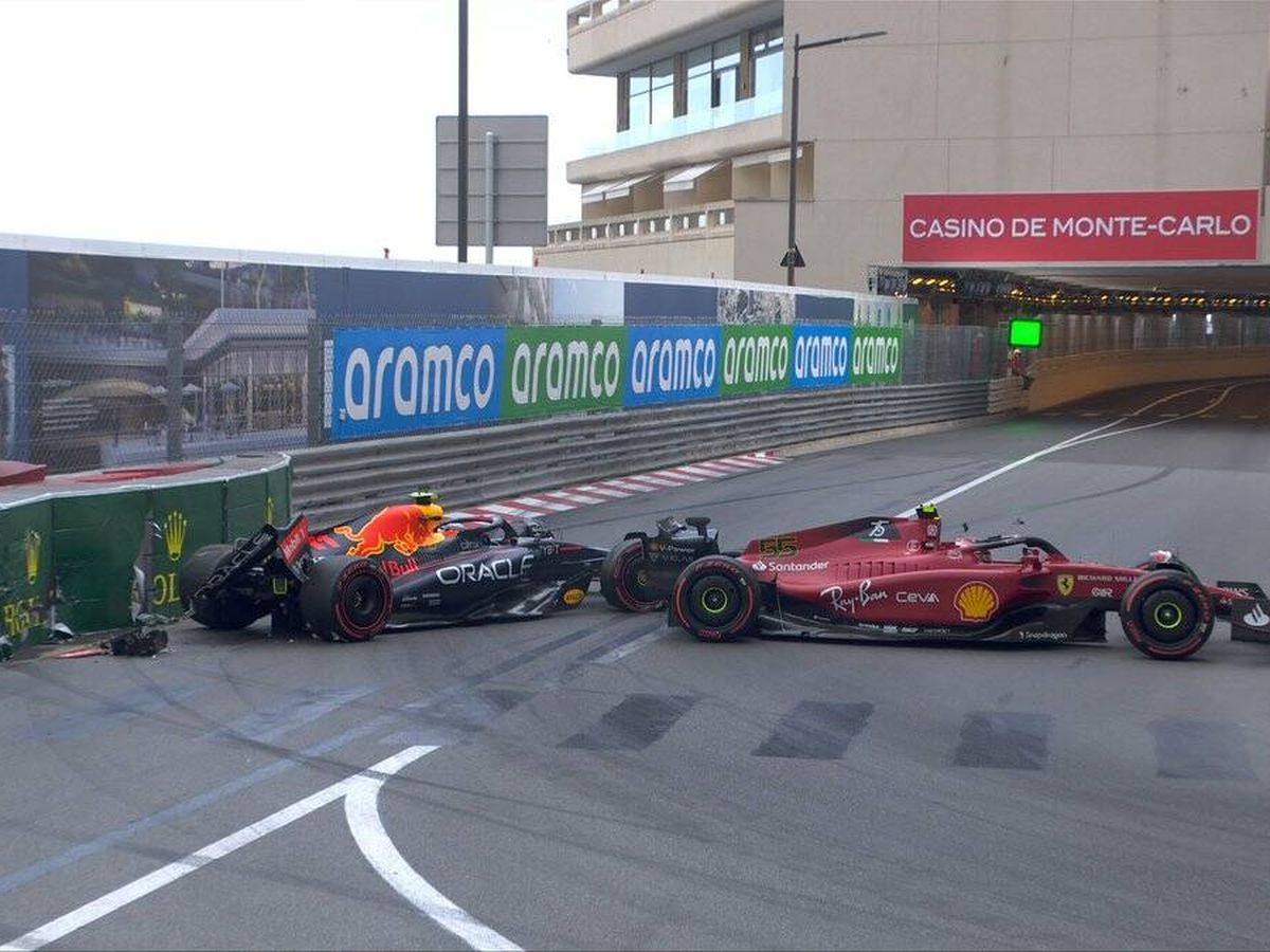 Foto: El encontronazo de Sainz con Pérez en Portier, en los instantes finales de los clasificatorios (Fórmula 1)