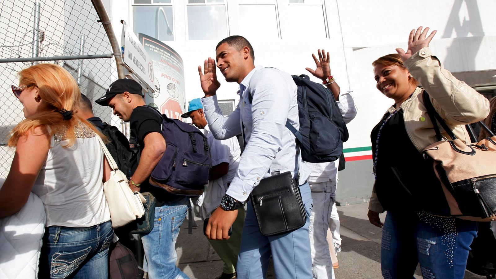 Foto: Varios cubanos vuelan desde Panamá a México el pasado 23 de febrero (Reuters)
