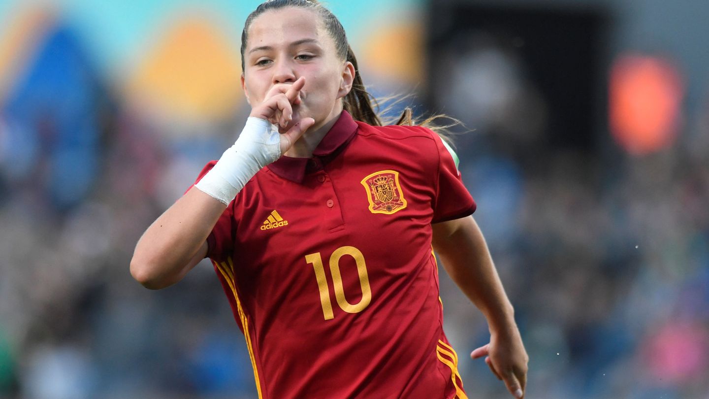 Claudia Pina, que marcó los dos goles de España en la final, fue elegida mejor jugadora del Mundial. (Reuters)