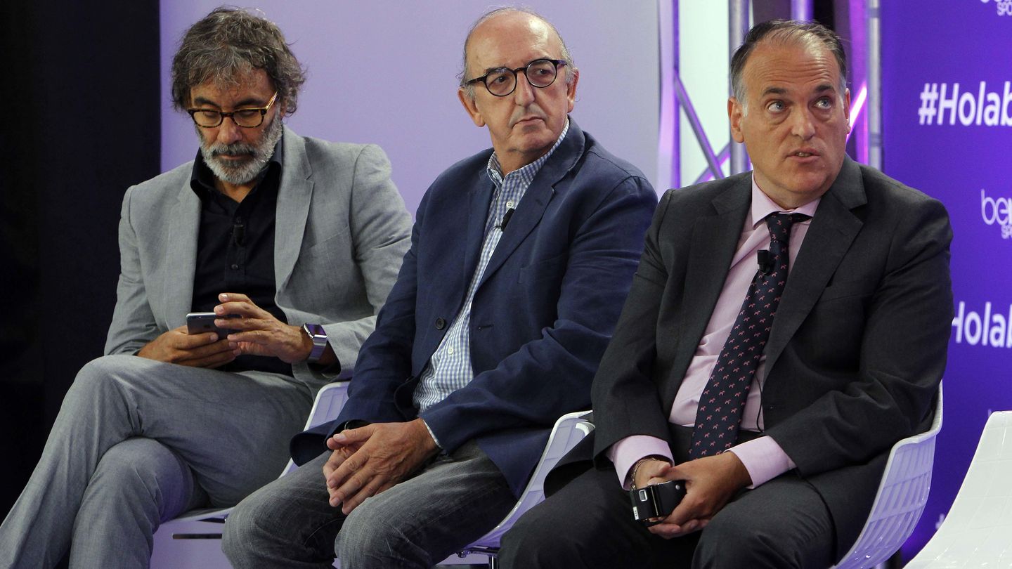 Tatxo Benet, Jaume Roures y Javier Tebas, en la presentación de beIN Sports. (EC)