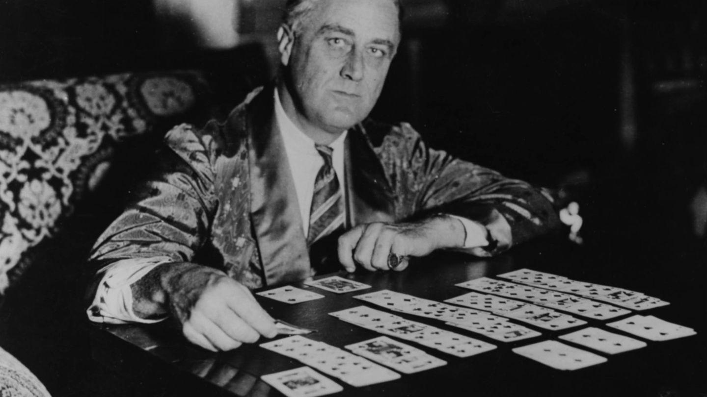 Franklin D. Roosevelt, jugando al solitario. (Getty)