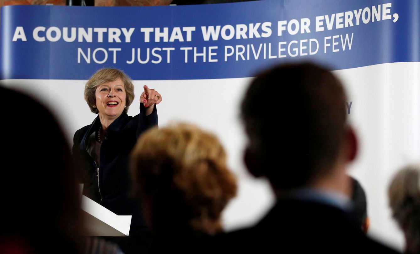 Foto: La primera ministra británica, Theresa May, en un acto de campaña en Birmingham, el 11 de julio de 2016 (Reuters).