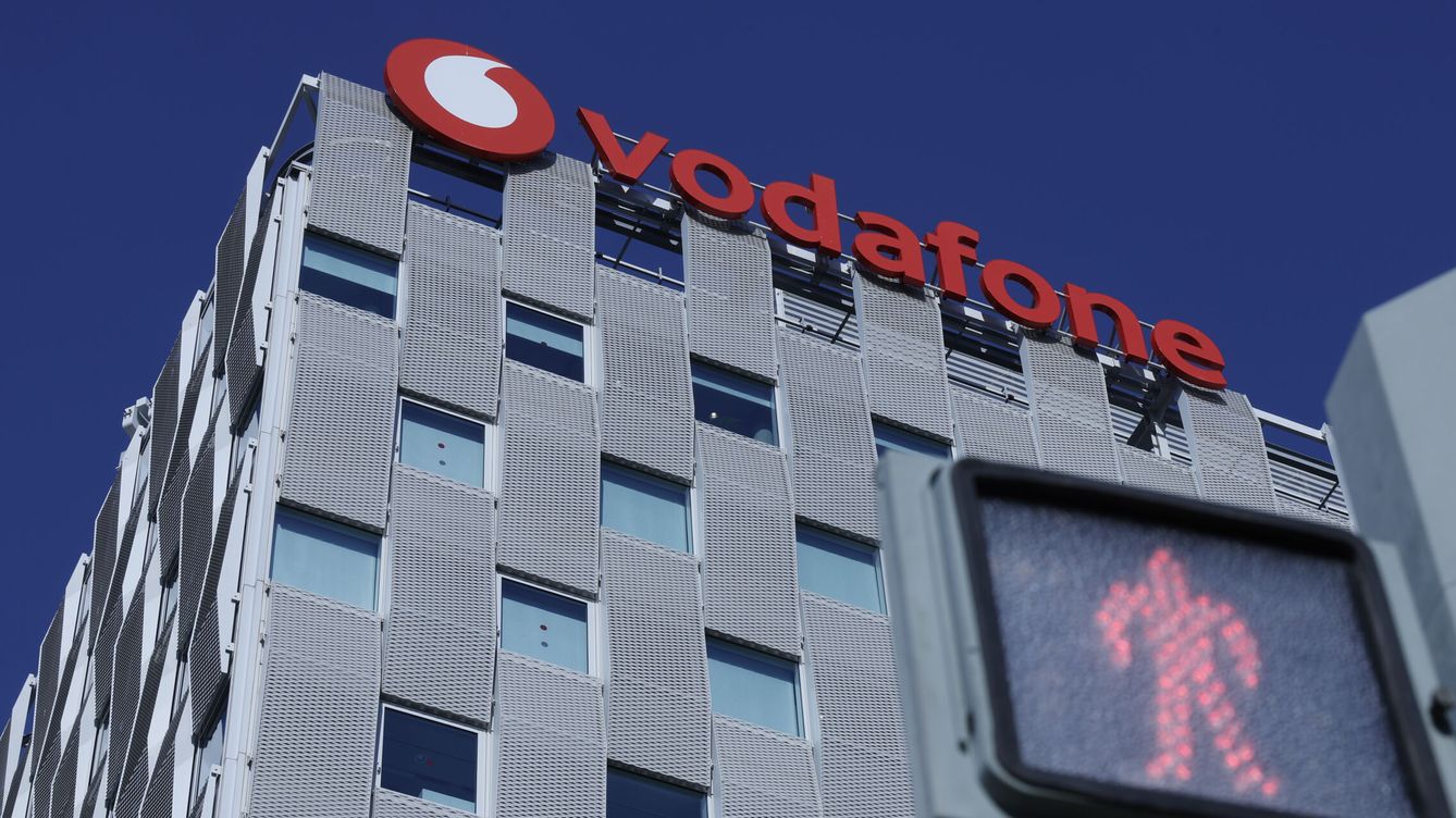 Vodafone ofrece una nueva reducción de afectados por el ERE a 898 empleados e incluye prejubilaciones