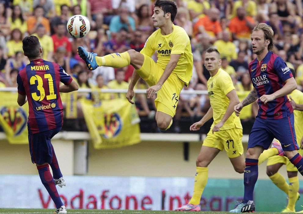 Foto: Imagen del Villarreal-Barcelona de esta temporada (Reuters)