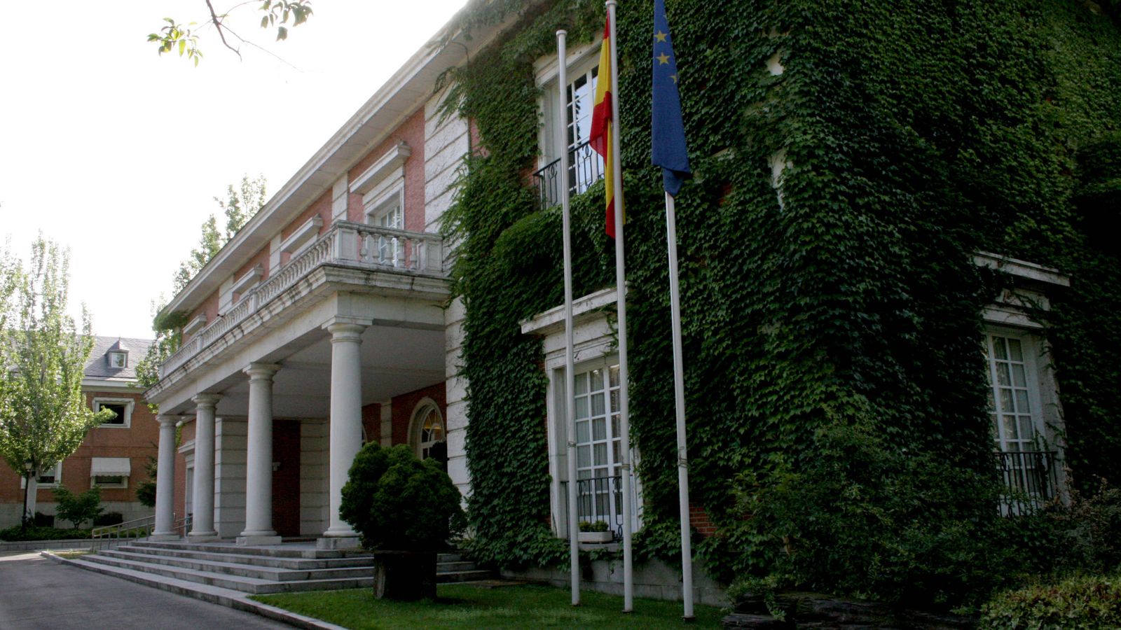Foto: Exterior del Palacio de la Moncloa.