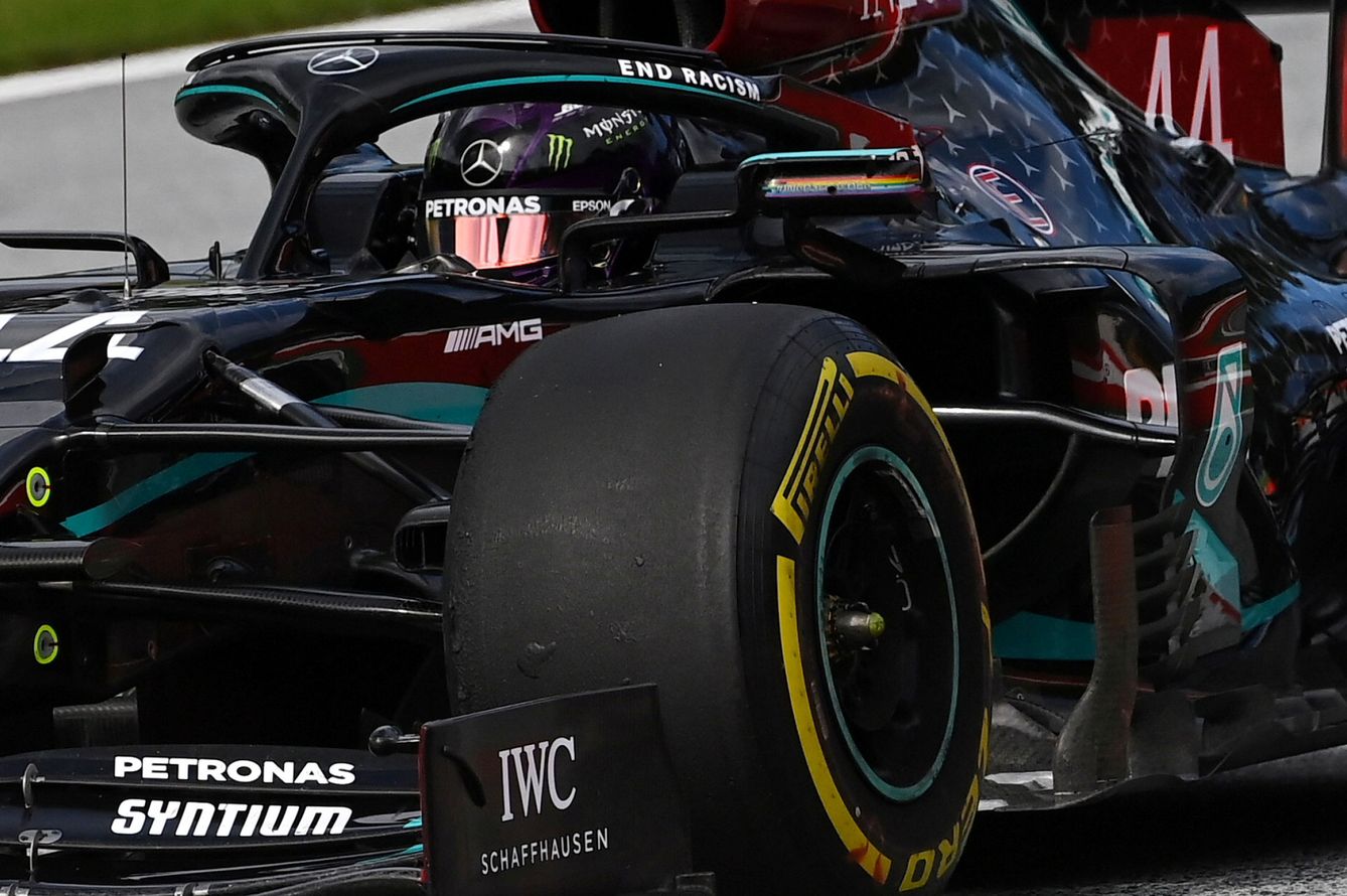 Mercedes vuelve a estar bajo la lupa de la FIA. (Reuters)