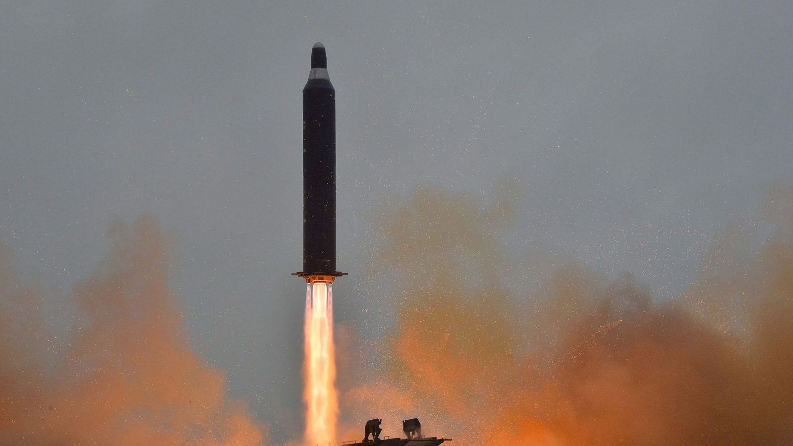 Foto: Corea del Norte realizó un nuevo ensayo de misiles balísticos (Efe).