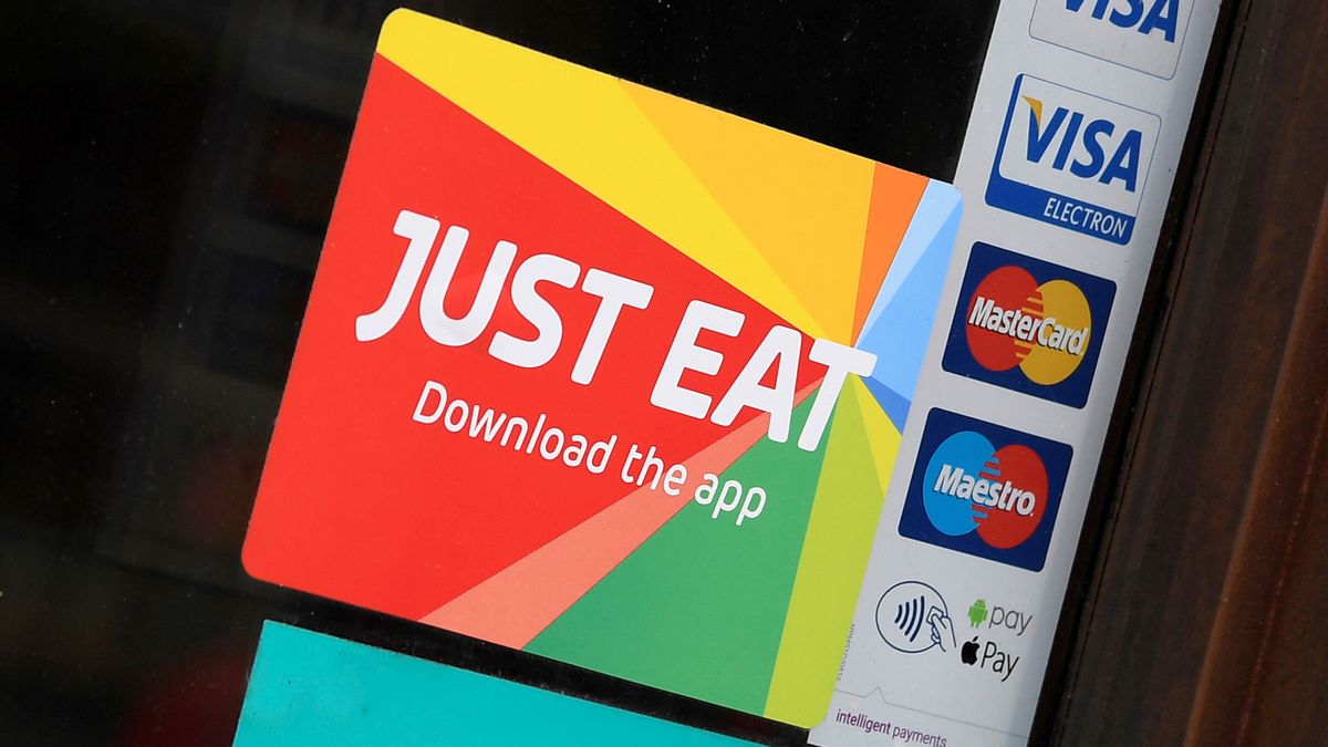 Prosus lanza una OPA hostil sobre Just Eat, que se dispara un 25% en Bolsa