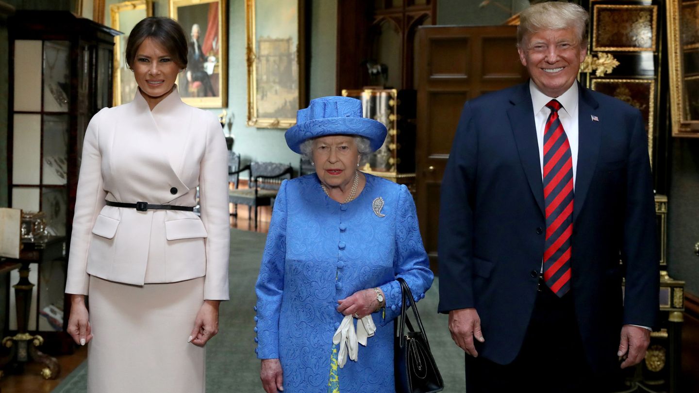 Donald y Melania Trump en la reina Isabel II el verano pasado. (Reuters)