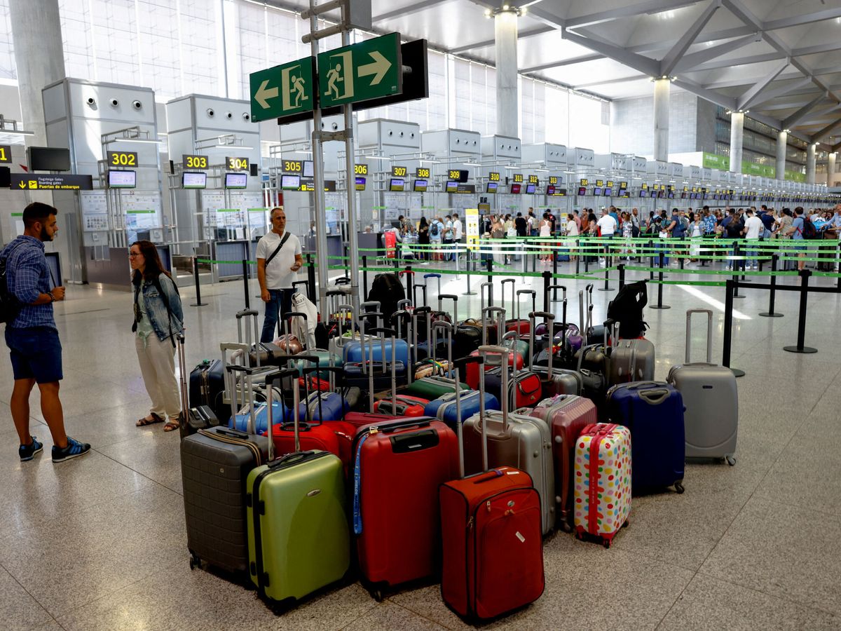Foto: Foto de archivo del aeropuerto Málaga-Costa del Sol en julio de este año. (Reuters/Jon Nazca)