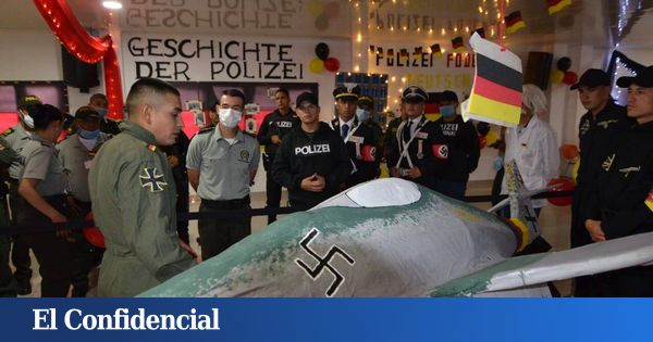 Streitigkeiten über Tribut an die kolumbianische Polizei in Deutschland mit Nazi-Symbolen