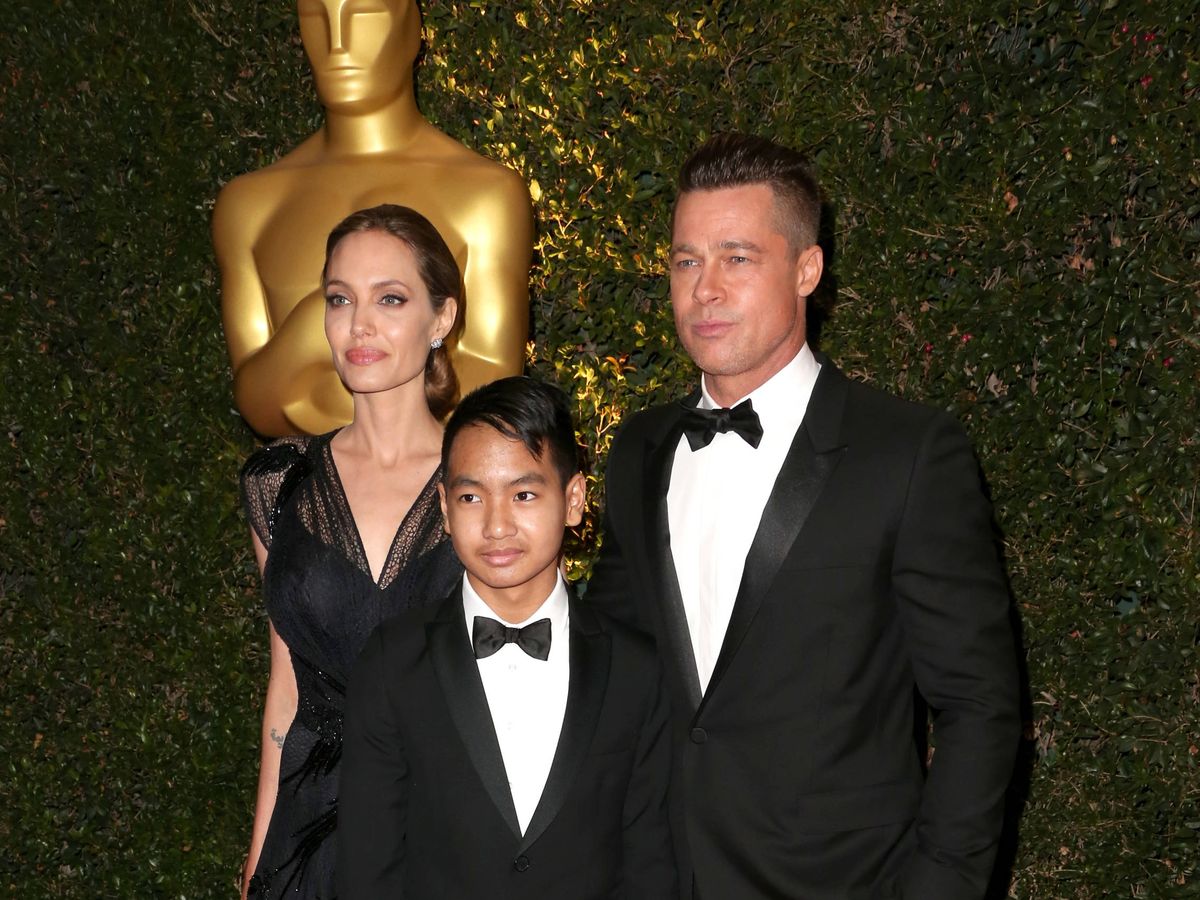Foto:  Angelina Jolie y Brad Pitt, junto a su hijo Maddox en una imagen de 2016. (Getty)