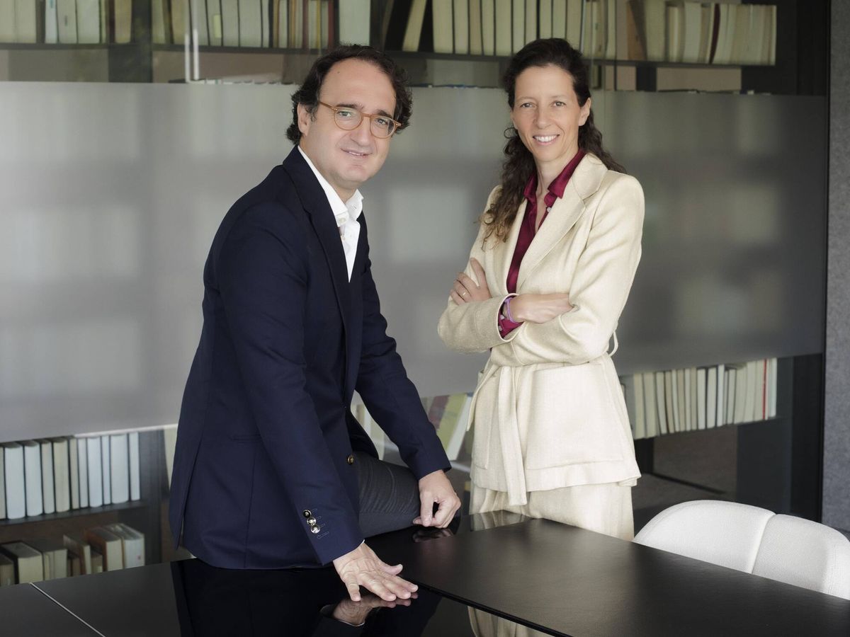 Foto: Pedro Rodero, presidente ejecutivo de Ontier y vicepresidente del Observatorio, y María Herrero, presidenta del Observatorio.
