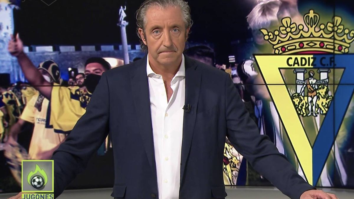 Vídeo: los radicales del Cádiz C.F. increpan al equipo de Josep Pedrerol (La Sexta) por "grabar el descontrol"