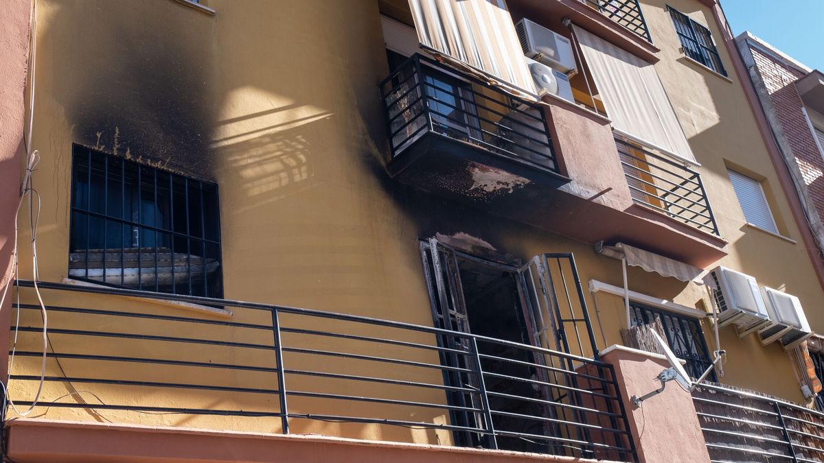 "Ayuda, por favor", gritos de auxilio y horror en el piso de estudiantes incendiado en Huelva 
