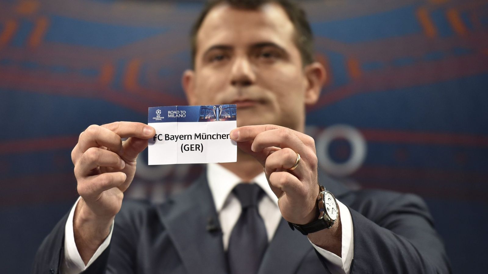 Foto: Stankovic sacó el nombre del Bayern (EFE/CHRISTIAN BRUN).
