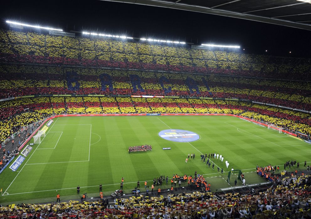 Foto: El Camp Nou durante un clásico entre el Barcelona y el Real Madrid (Reuters).