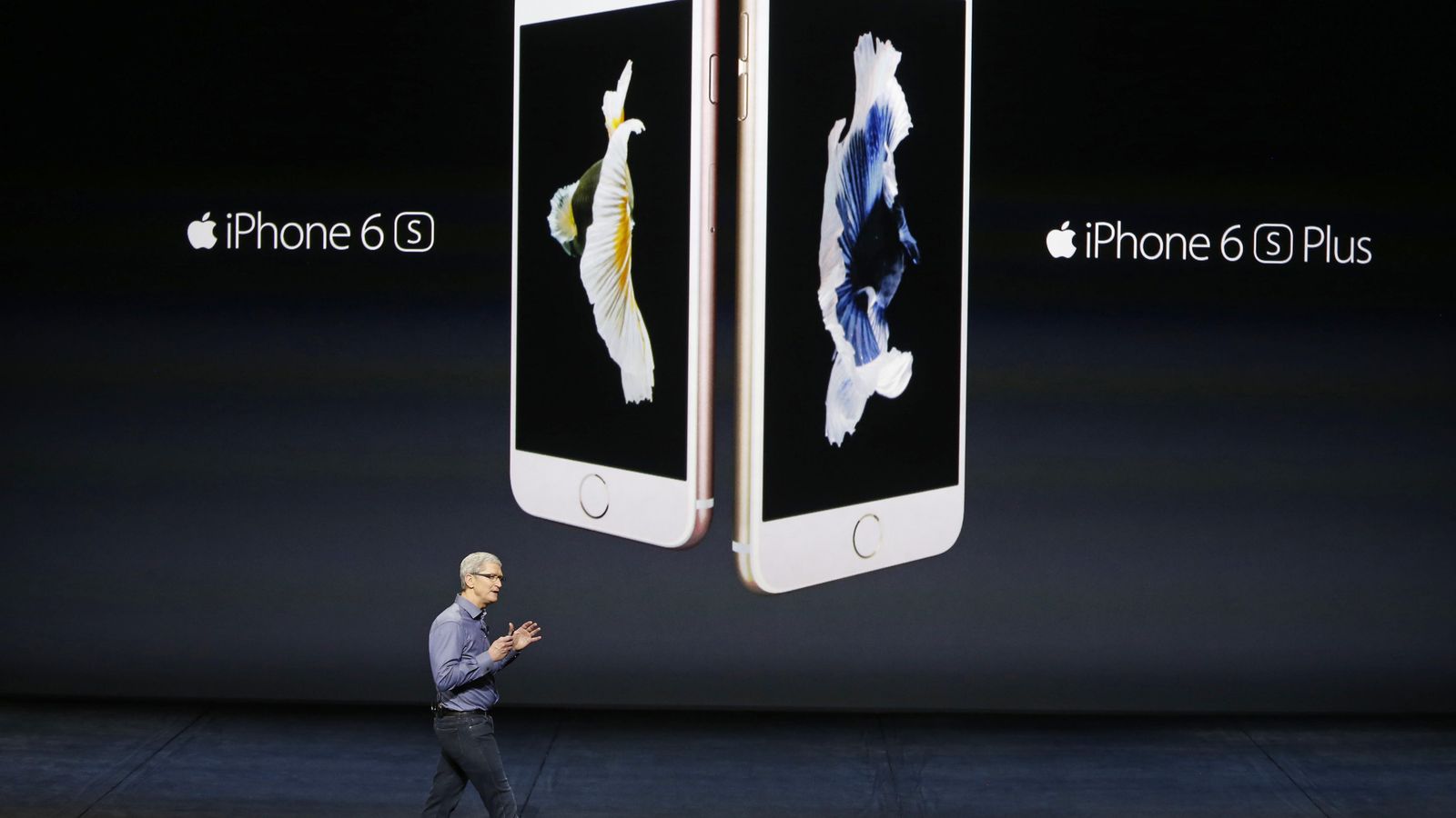 Foto: Tim Cook presenta los nuevos 'smartphones' de Apple: el iPhone 6s y 6s Plus (Reuters)