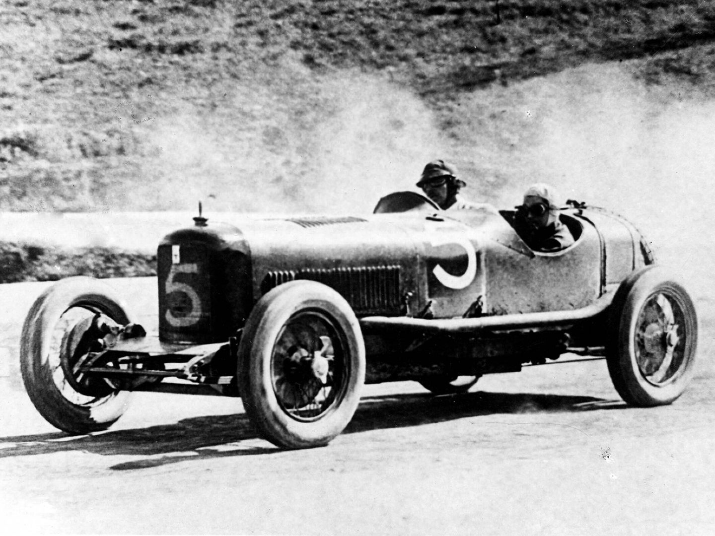 El primer Maserati en competición, triunfador en su clase en la Targa Florio de 1926.