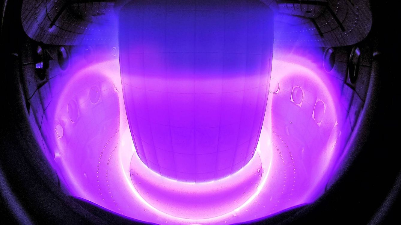 Foto: Deepmind trabja con los científicos para controlar el flujo de plasma dentro de un reactor de fusión. (SPC - Deepmind)