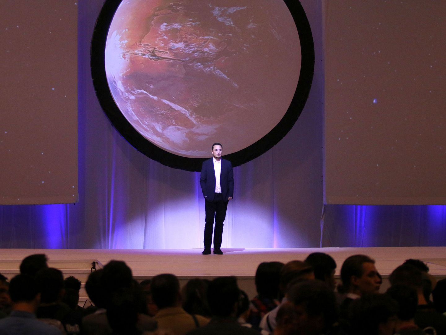 Elon Musk presenta sus planes para colonizar Marte en 2014 (Reuters)