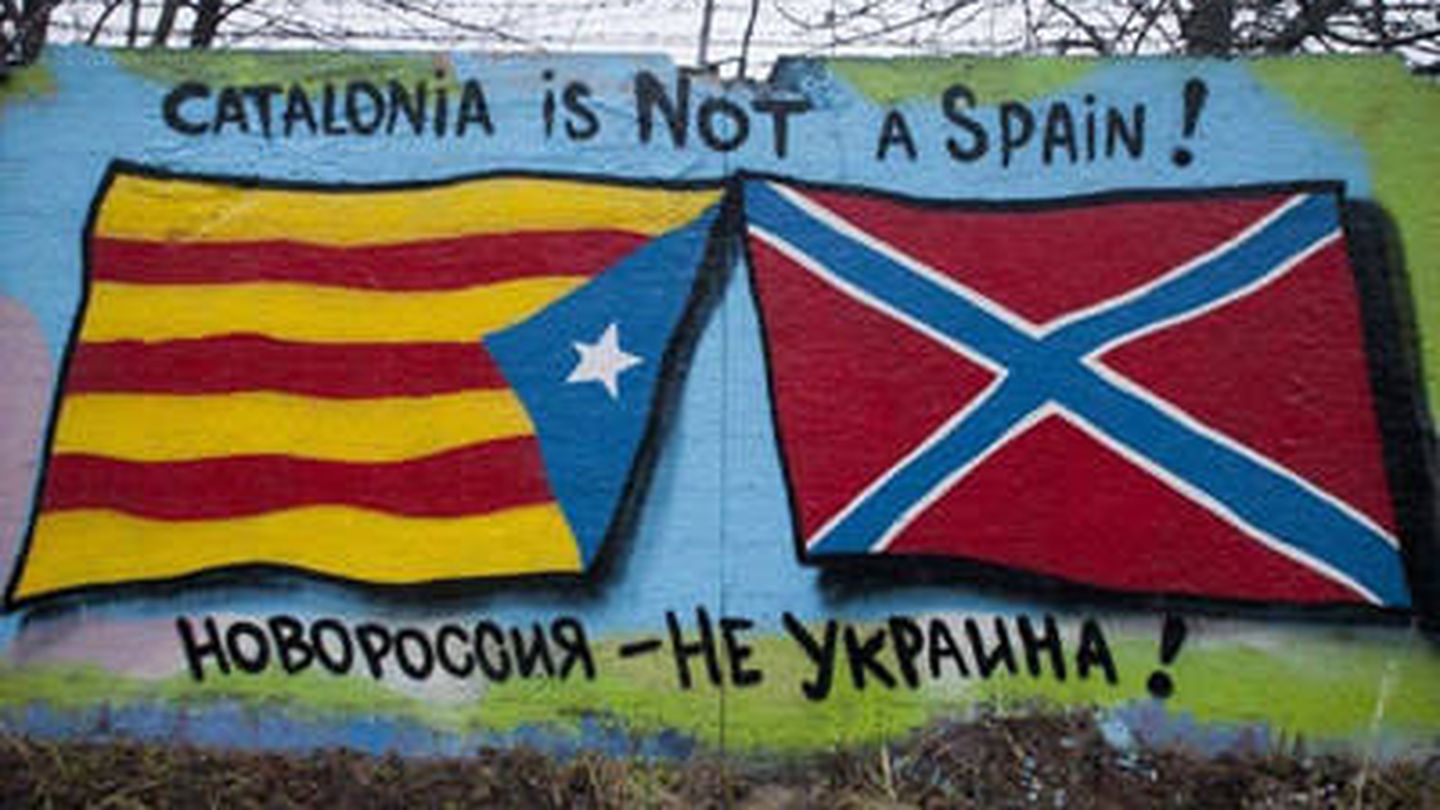 Una pintada en algún lugar de Rusia: 'Cataluña no es una España, Novorrosiya no es Ucrania'.