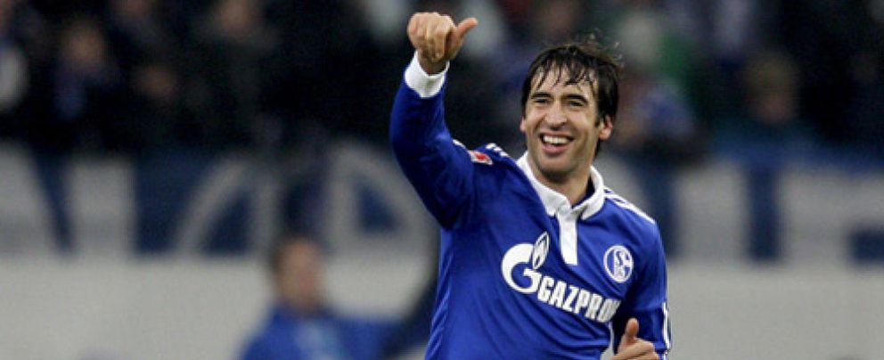 Foto: El Schalke ofrece a Raúl ampliar su contrato hasta 2013