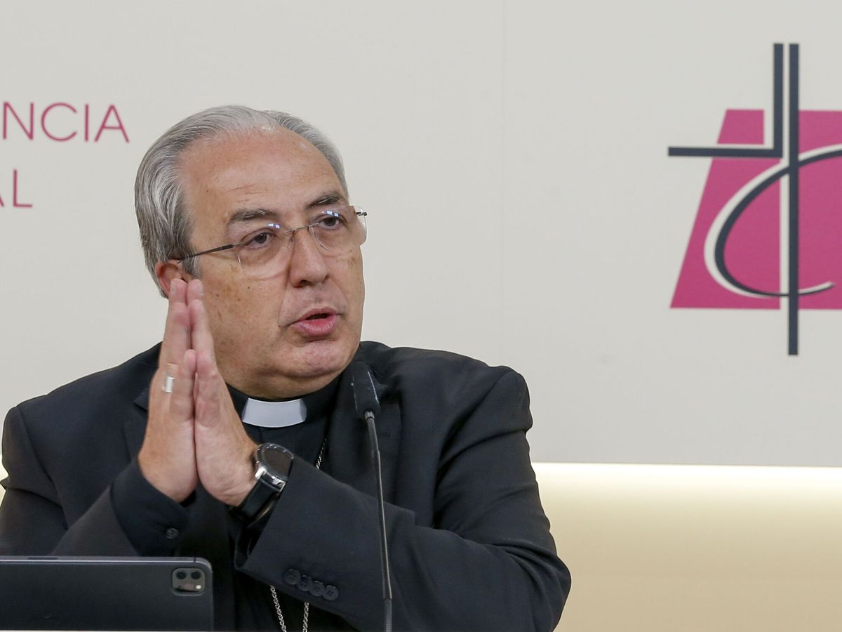 Foto: El secretario general de la Conferencia Episcopal, César García Magán. (EFE/Jennifer Gómez)