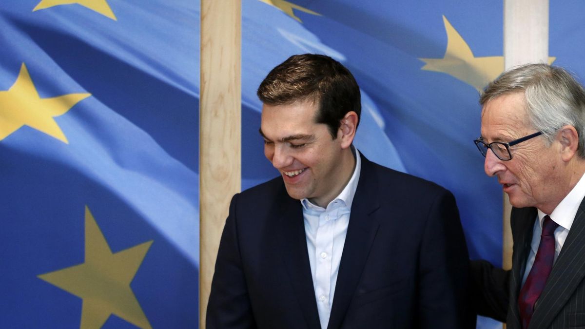 Tsipras y Varufakis, "muy optimistas" en llegar a un acuerdo tras reunirse con la UE
