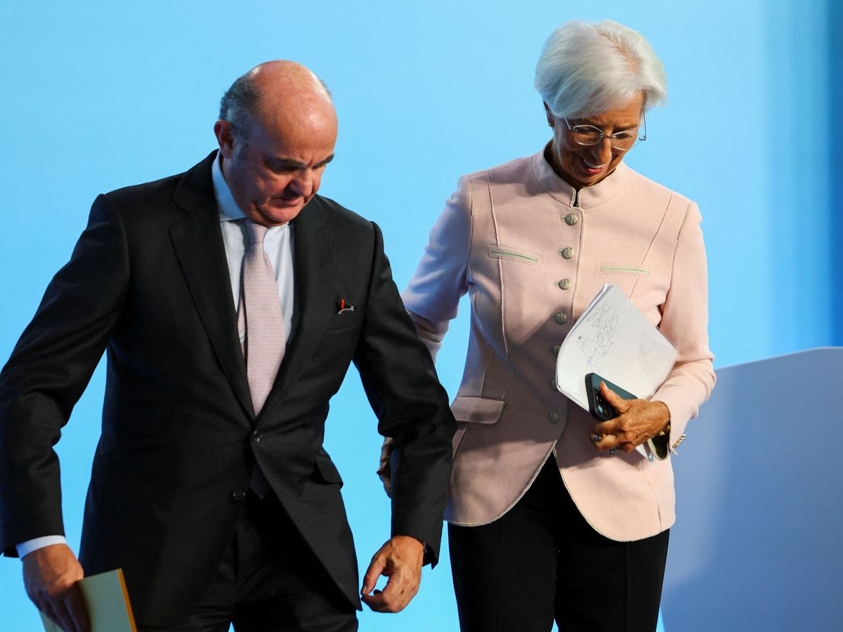 Foto: Luis de Guindos y Christine Lagarde, vicepresidente y presidenta del BCE. (Reuters/Wolfgang Rattay)