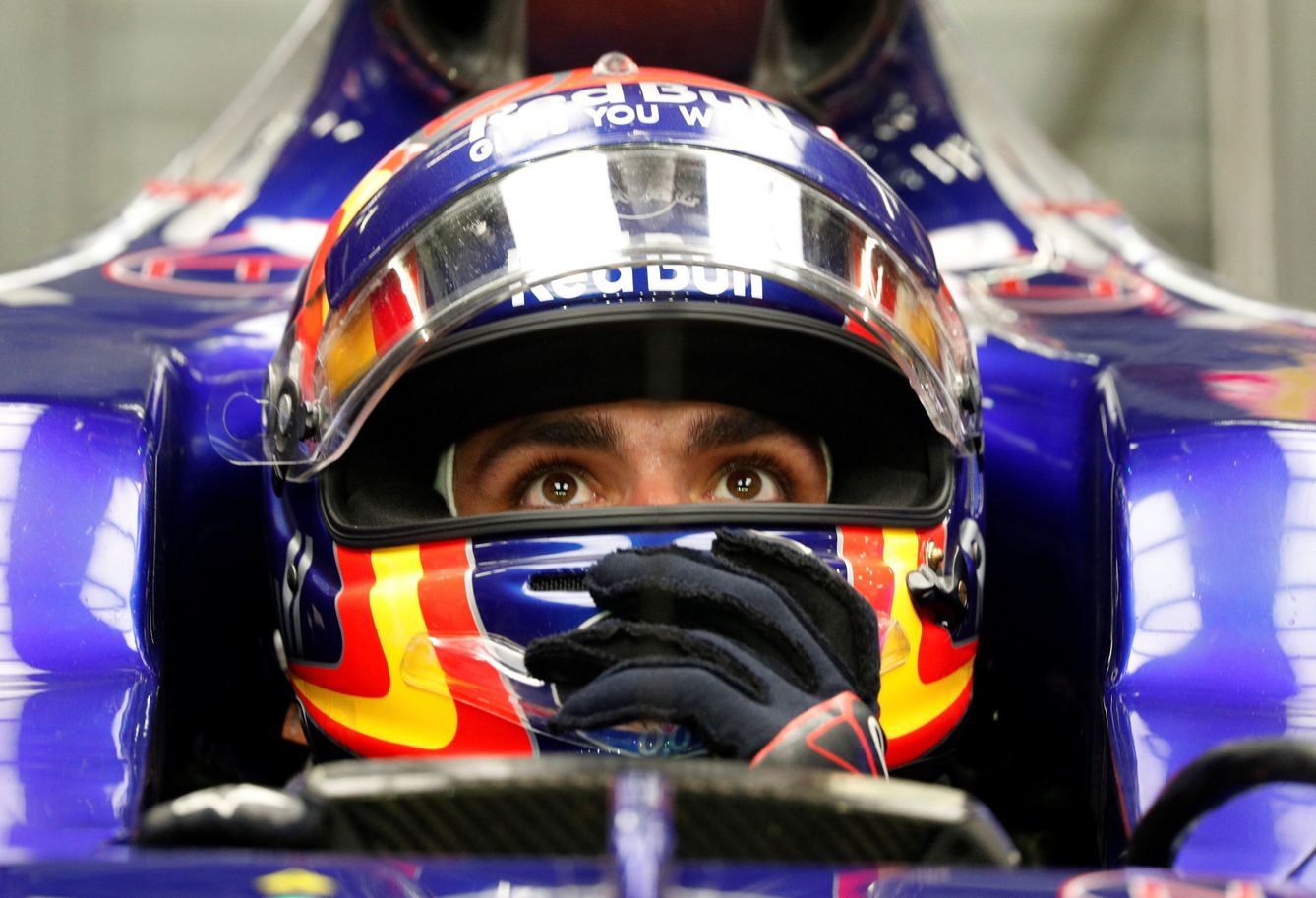 Carlos Sainz logró meterse en el top 10 en un circuito que favorece a Toro Rosso aunque con muchos rivales. (Reuers)