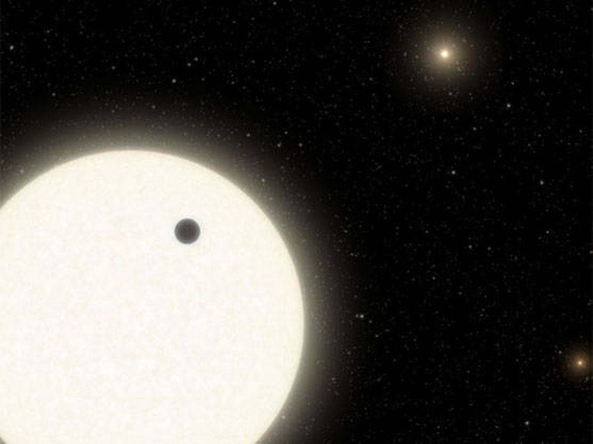Foto: El planeta experimenta la influencia de tres estrellas 
